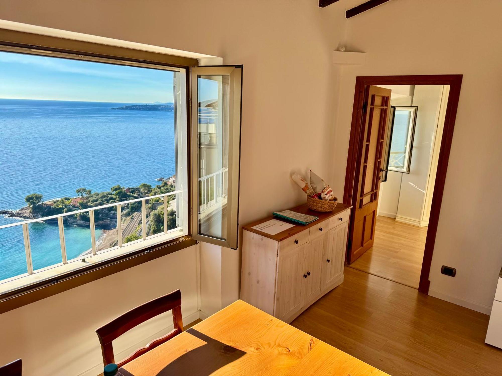 Apartamento Kiss Of Sea - Balzi Rossi & Baia Beniamin Ventimiglia Exterior foto